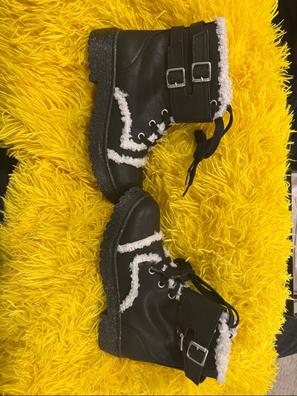 Portland Leather Black Kids Boots with White Sherpa Trim